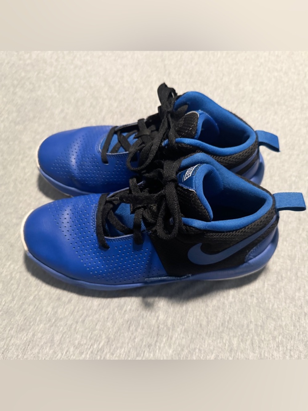 Nike Team Hustle Kids Royal Blue and Black Sneakers 7Y